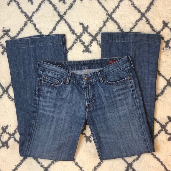 Citizens of Humanity Low Waist Full Leg Jeans | 29 - Picture 1 of 8